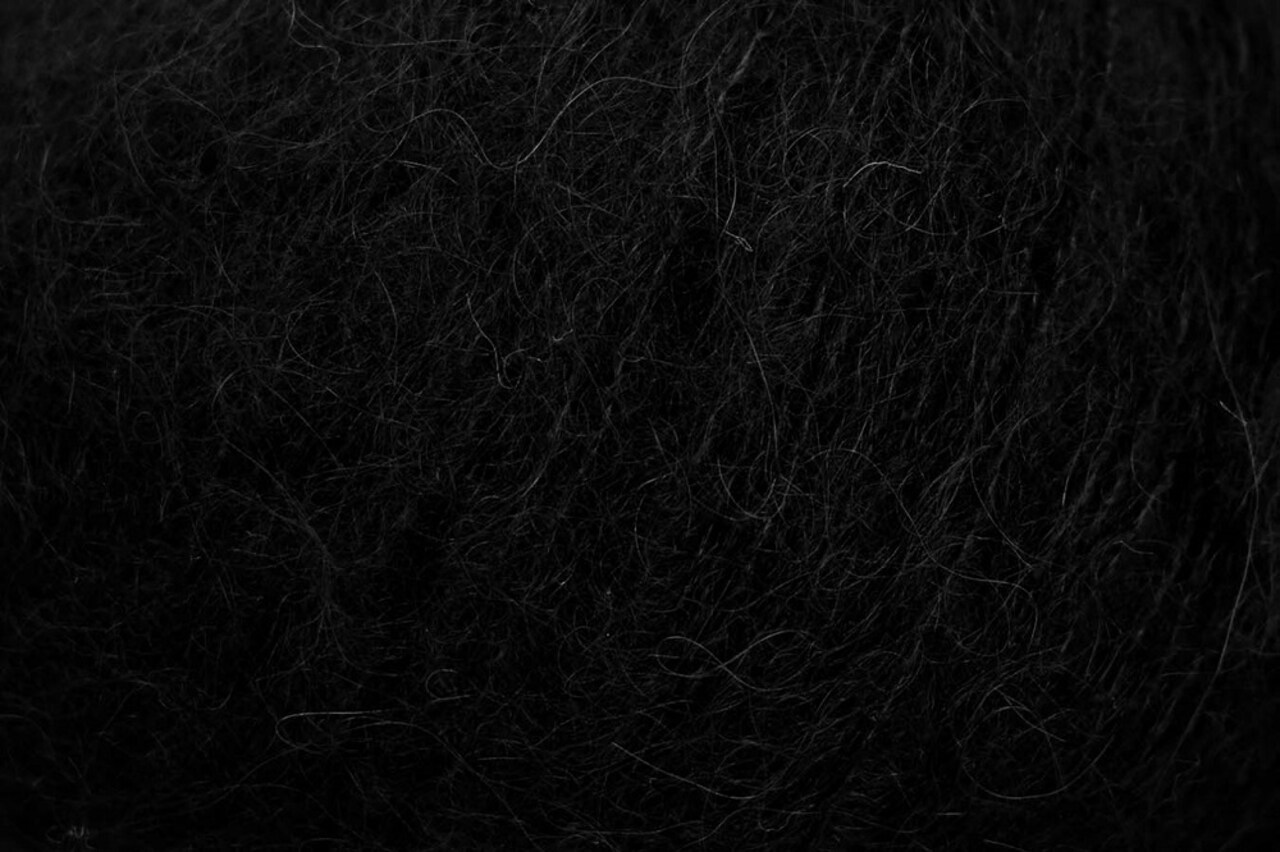 Penna by Universal Yarn - Baby Suri Alpaca Blend - Lace Weight - #116 Coal